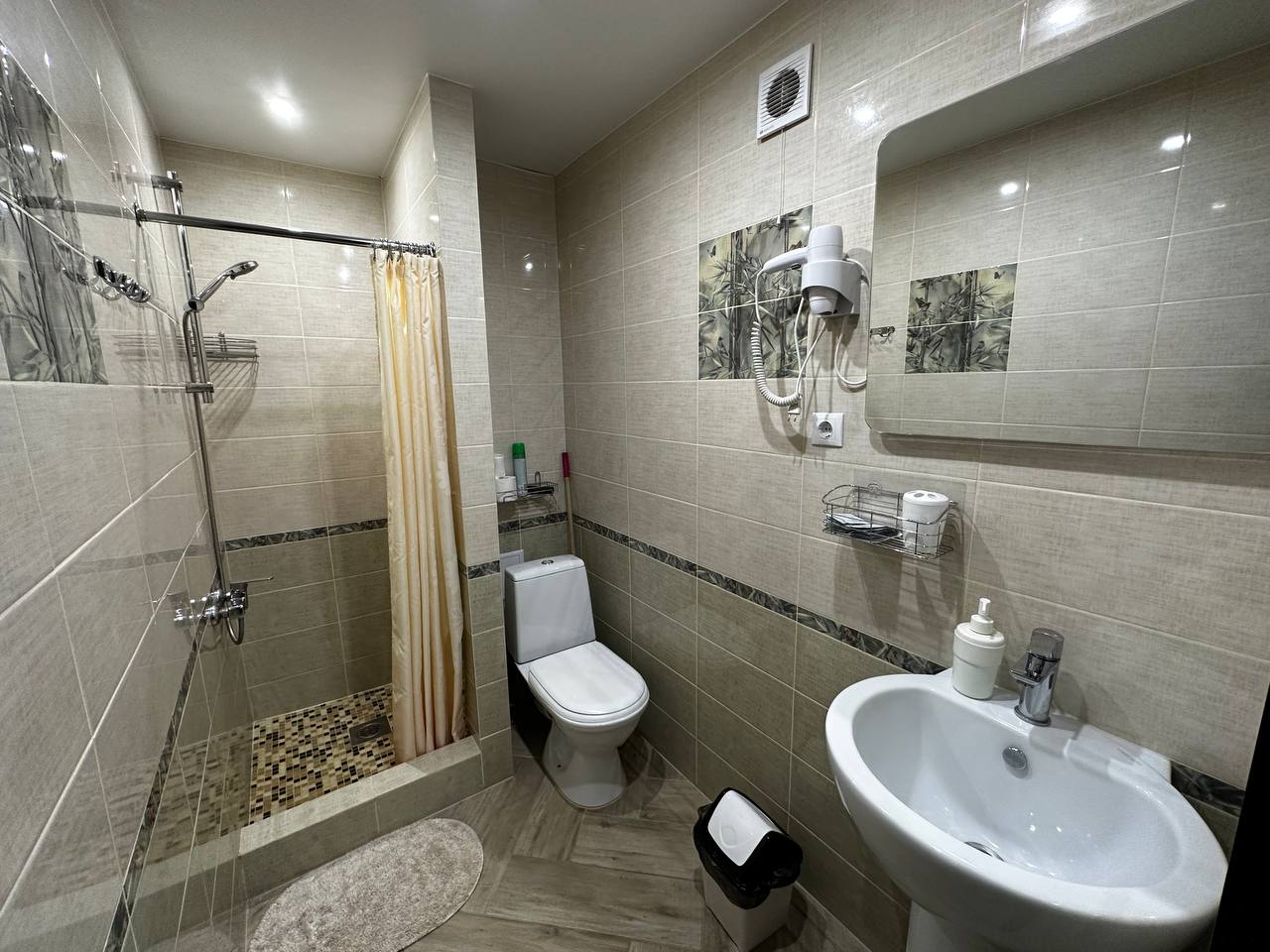 Шерегеш Коттедж Дом в кедрах 1 этаж коттедж 1